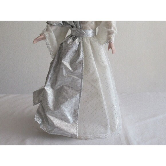 Roman RR ~14.5" Wht Angel Tree Topper Top Silver Wings Lace Porcelain Head Hands - Picture 3 of 12